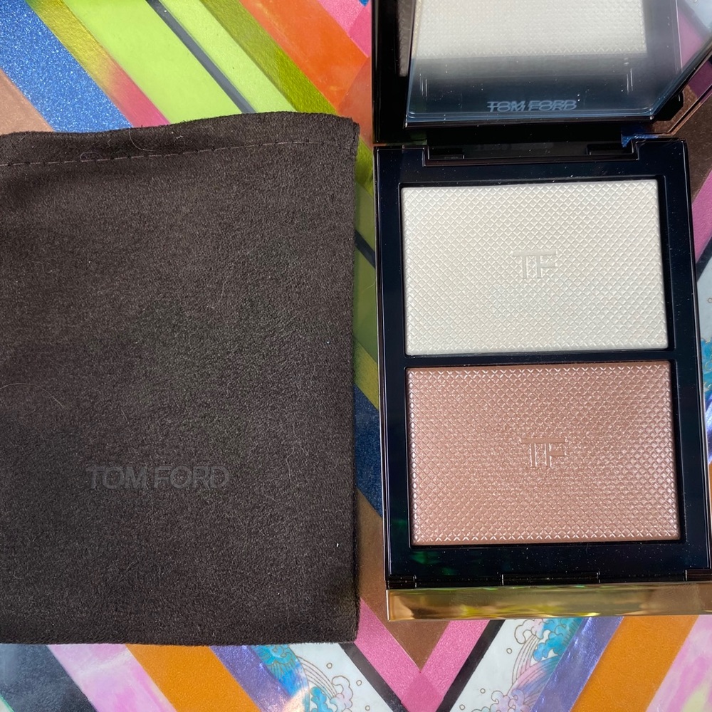 Tom Ford Skin Illuminating Powder Duo in Moodlight